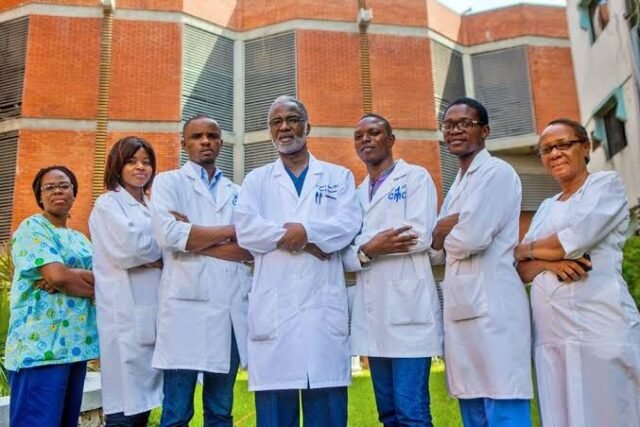 health-workers-japa